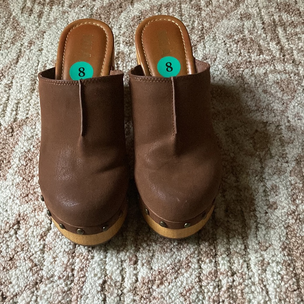 Mia platform clogs - Picture 2 of 5